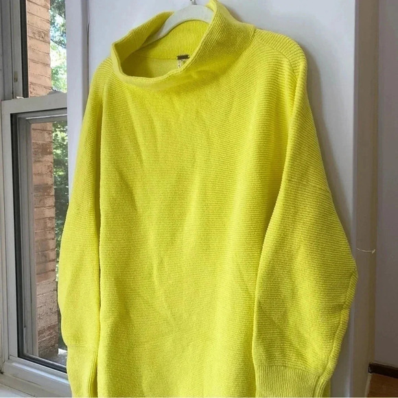 NWT Free People Ottoman Slouchy Tunic Sweater Pineapple Fusion Yellow Medium - Picture 9 of 13